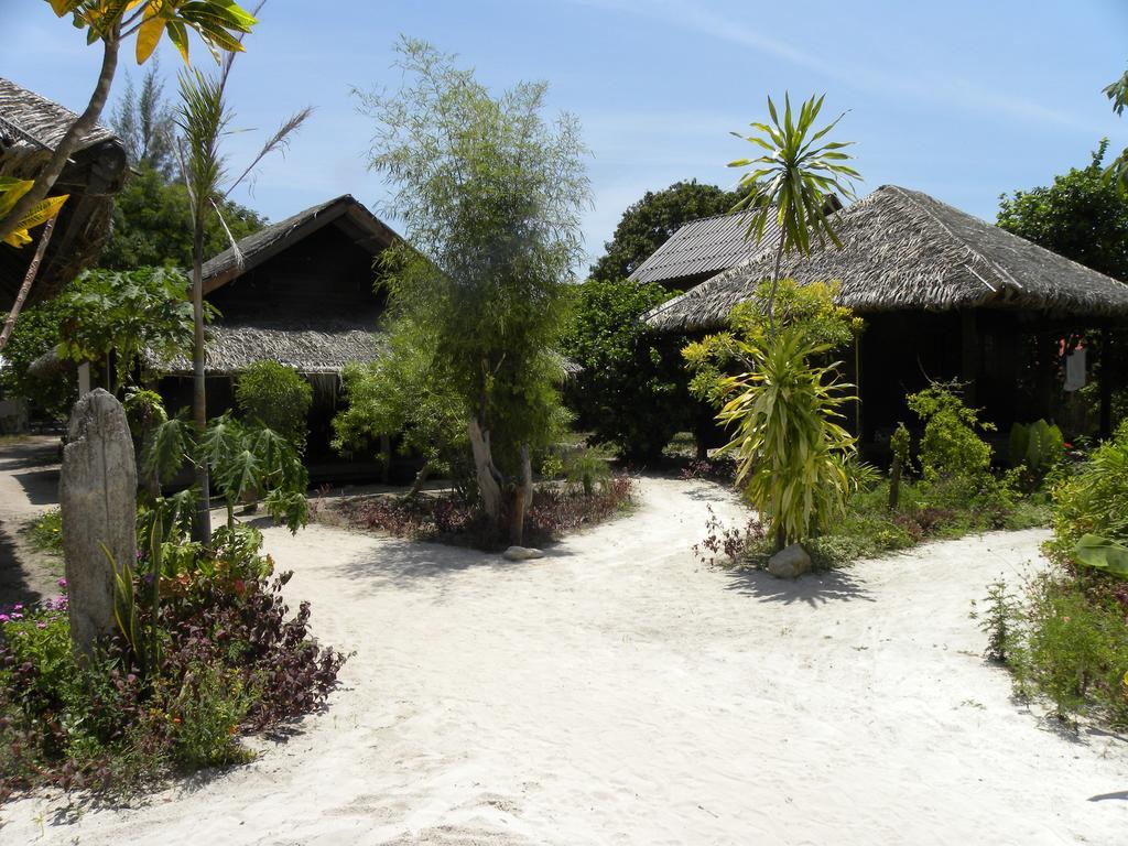 Blue Tribes Garden Beach Resort Koh Lipe Zewnętrze zdjęcie